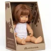 Miniland-Puppenmädchen mit roten Haaren