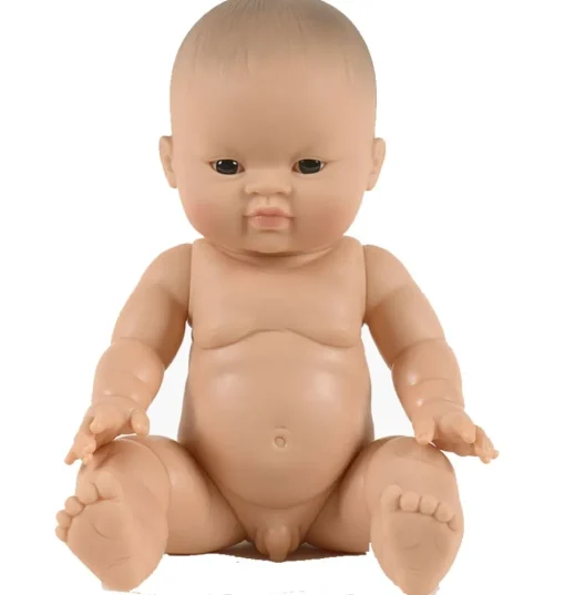 Paola Reina Gordi Babypuppe asiatischer Junge